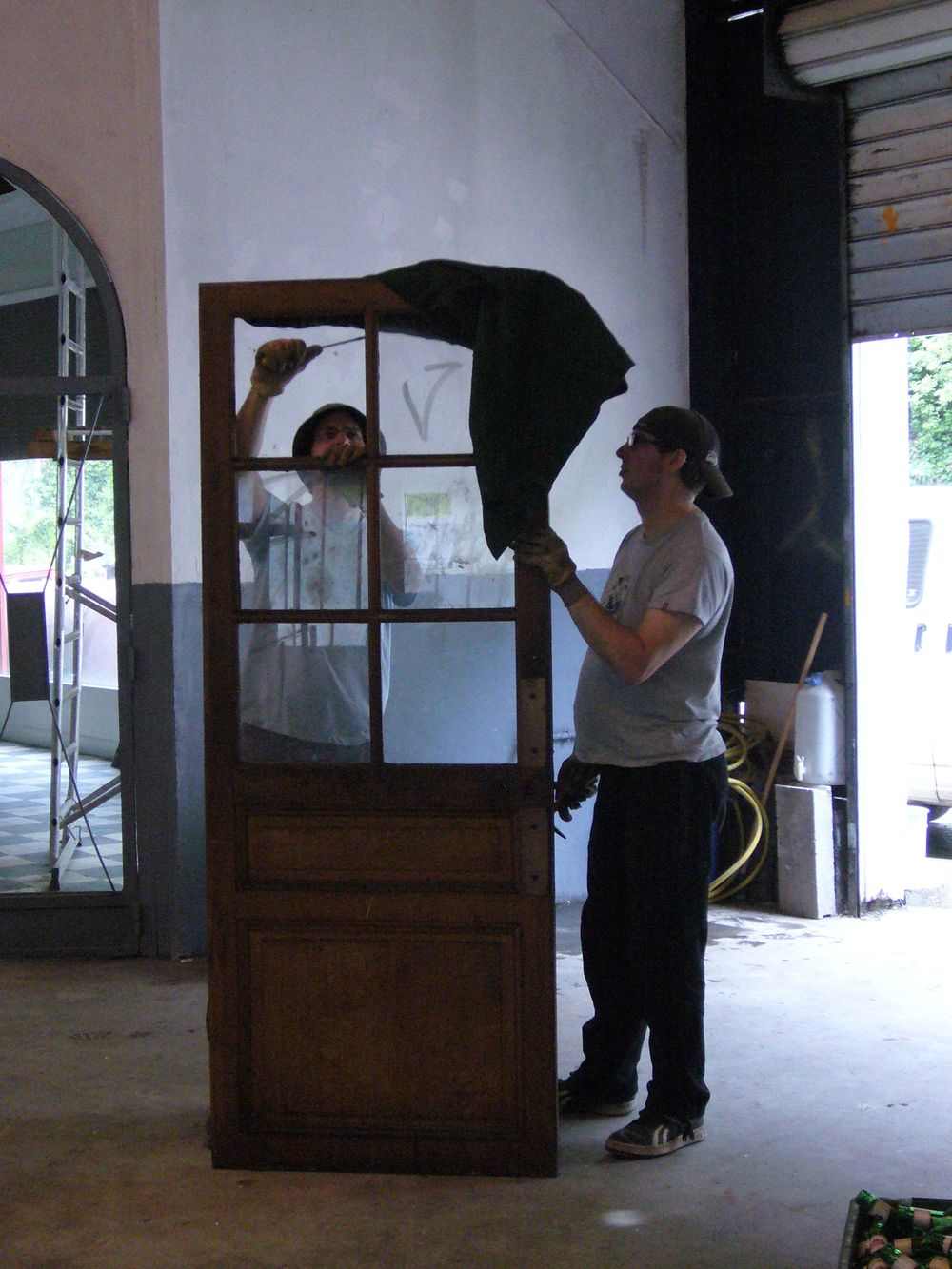 Johann et Gwen au travail